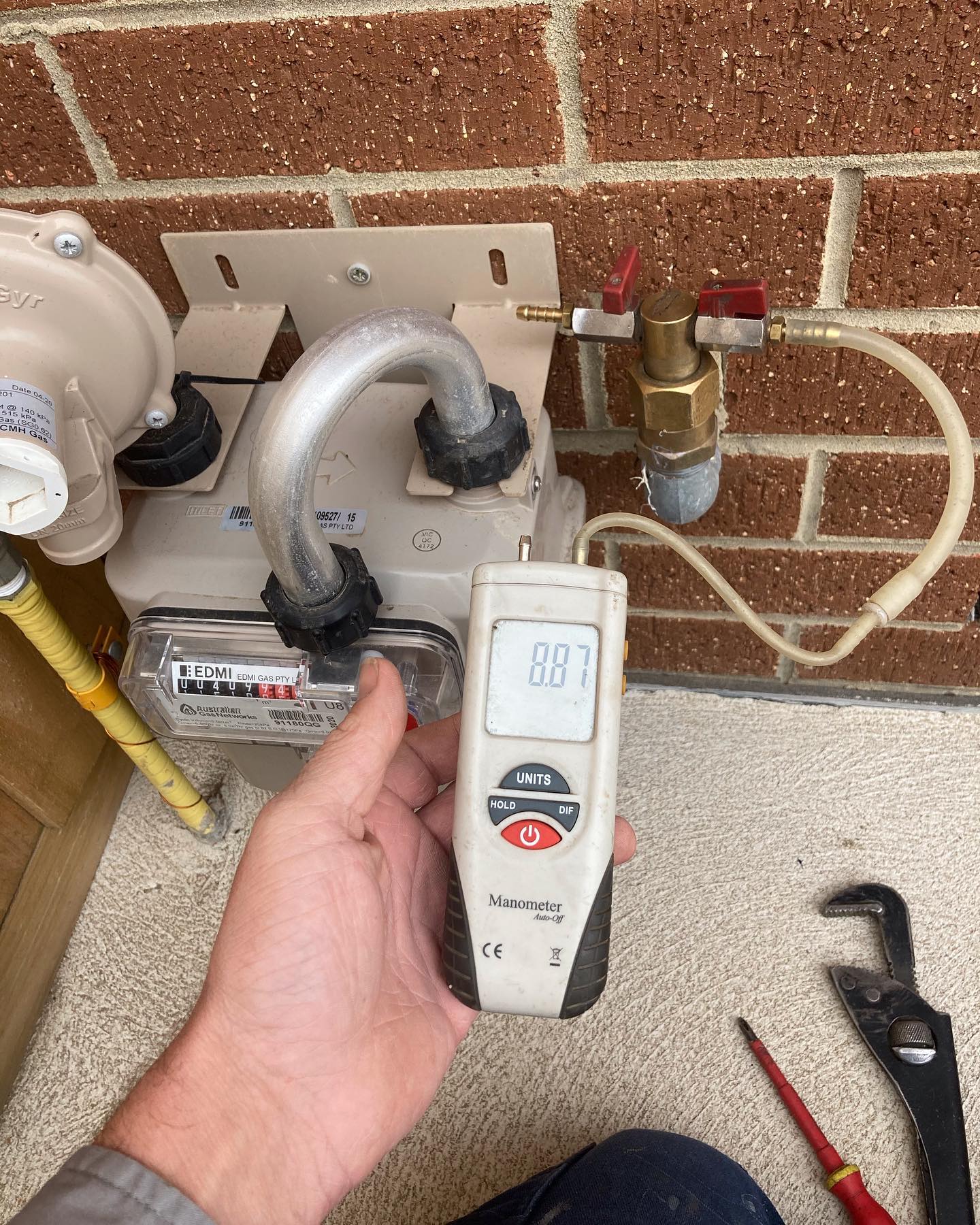 LOCATING-A-GAS-LEAK- commercial