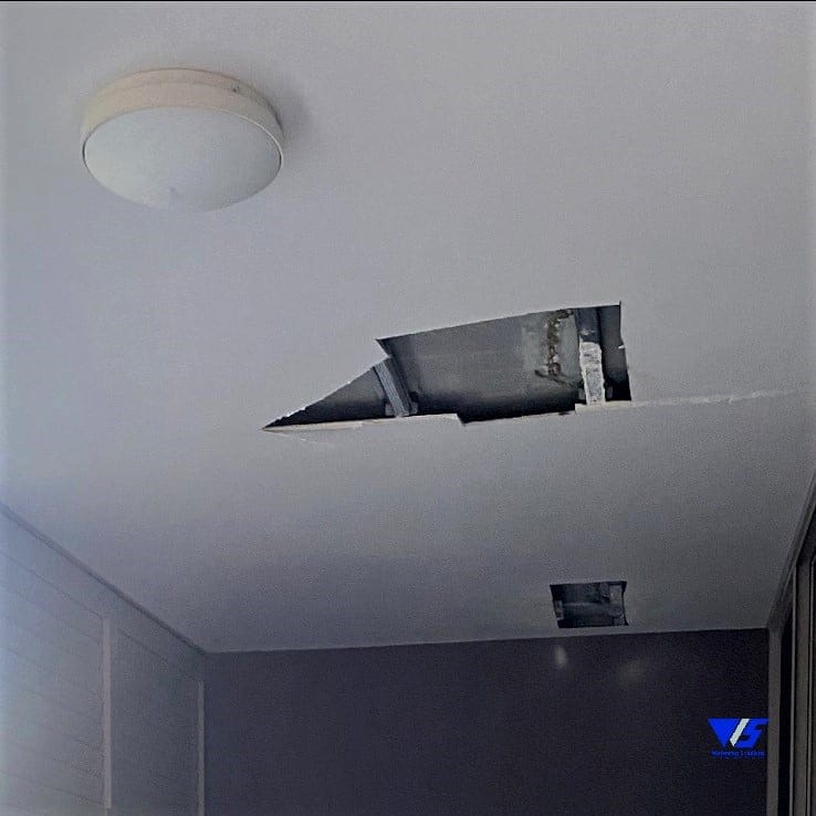 leaking-crack-in-balcony